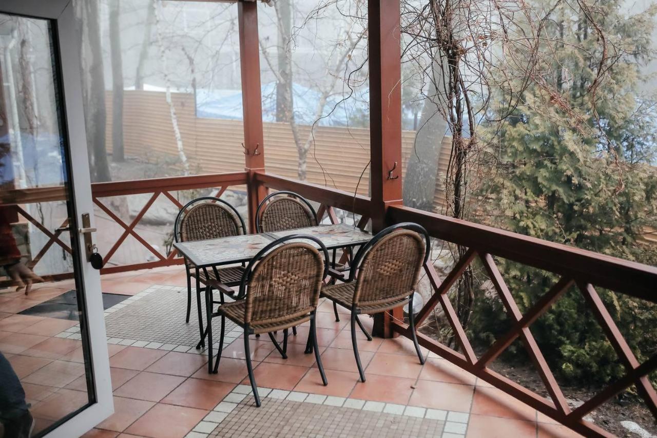 Готель Тау-House Kok-Shoky Екстер'єр фото